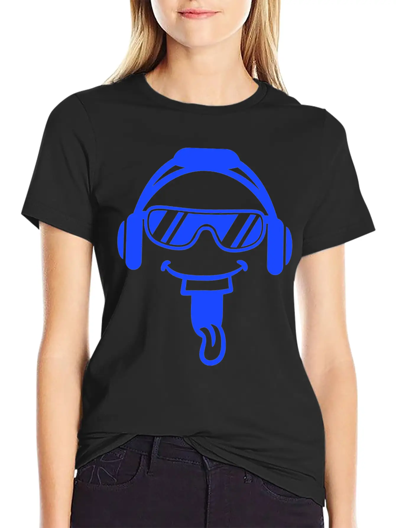 DJ Face Laughing Happy Head Sunglasses Music Party Simple Everyday Graphic Tee – Lightweight Summer Wear