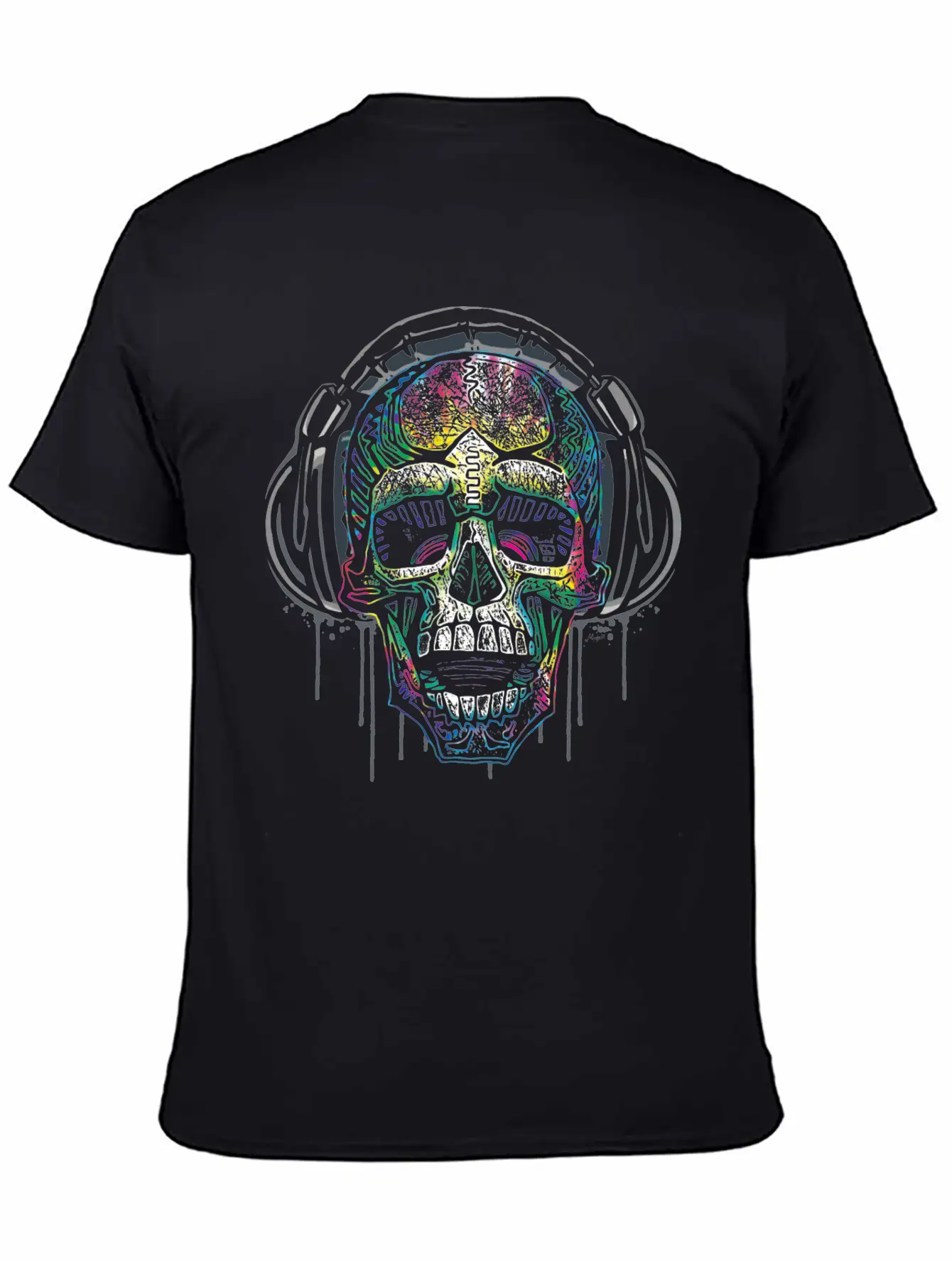 Dripping Skull Chilling With Music Headphones Simple Everyday Graphic Tee – Lightweight Summer Wear