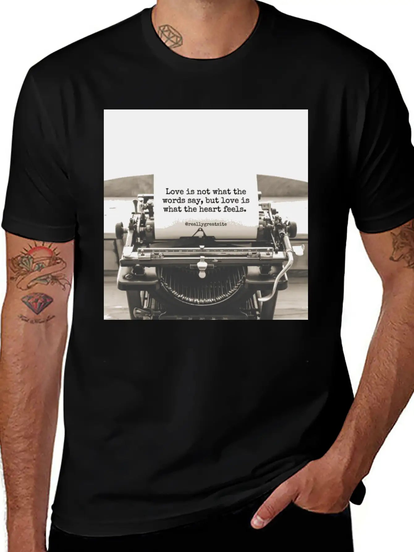 TRUE LOVE Casual Graphic T-Shirt – Simple And Comfortable Daily Wear
