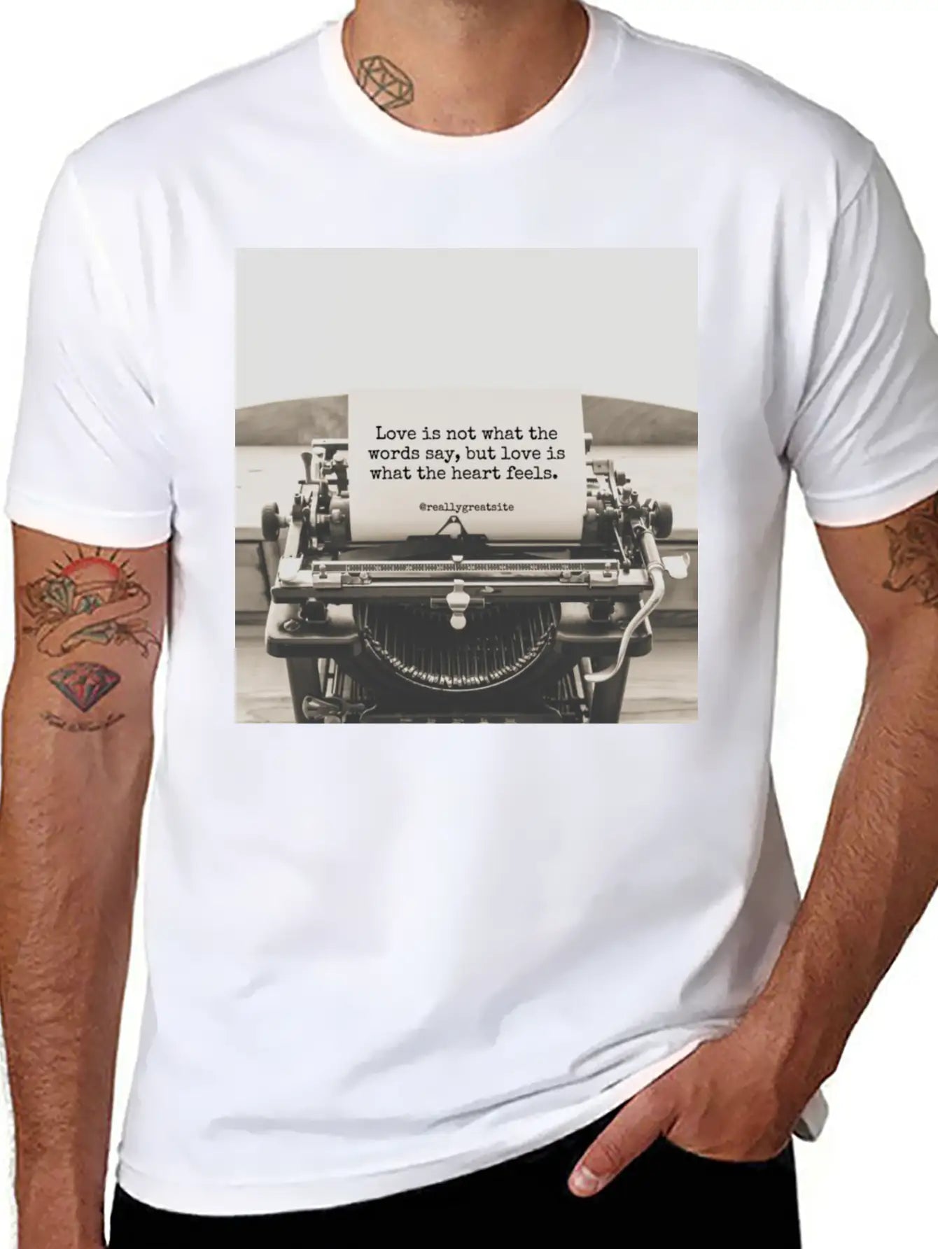 TRUE LOVE Casual Graphic T-Shirt – Simple And Comfortable Daily Wear